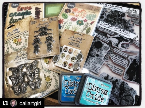 iGirlZoe: Creativations 2018 - Tim Holtz Blog Hop and Give Away