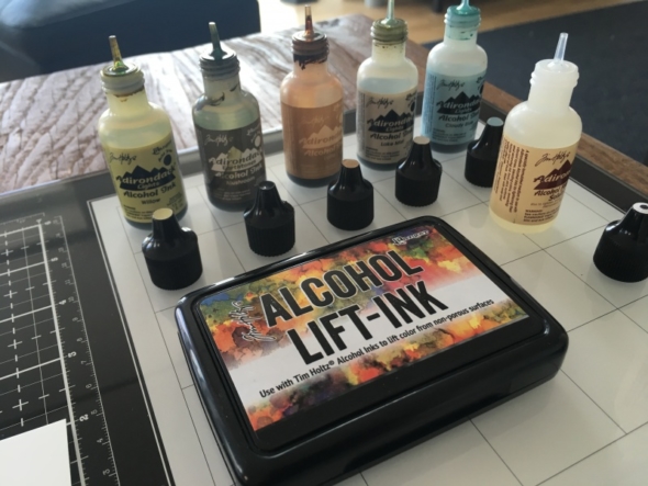 iGirlZoe: Tim Holtz, alcohol lift-ink, alcohol inks, cityscape stamps, stitched rectangles thinlits dies, 3D foundry texture fades, aphanumeric thinlits, sizzix, stampers anonymous, ranger ink, idea-ology