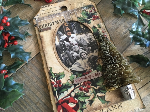 iGirlZoe: Tim Holtz, idea-ology, collage frames, etcetera tag, woodlands trees, found relatives, collage paper, crackle, christmas, holiday home decor.