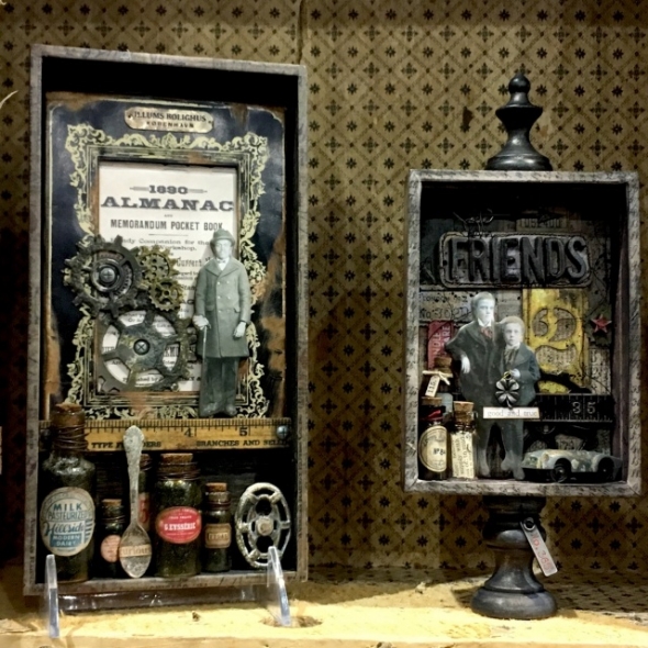 iGirlZoe: Tim Holtz, idea-ology, vignette tray, hardware heads, gears, bottles, baseboard dolls, grit paste, ruler, cabinet cards, faucet knob, creativation 2019