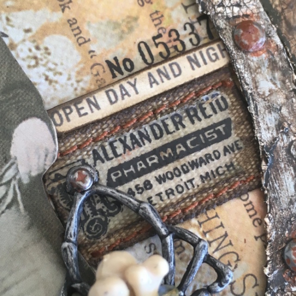 iGirlZoe: Tim Holtz Creepy Clipbpard