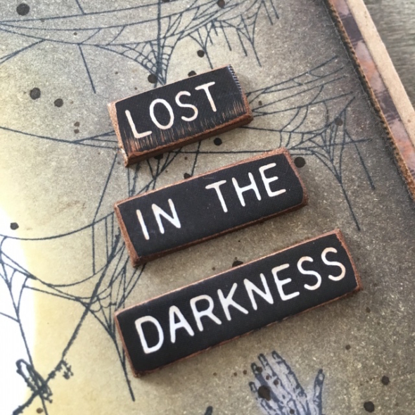 iGirlZoe: Tim Holtz Lost in the Darkness Halloween Card