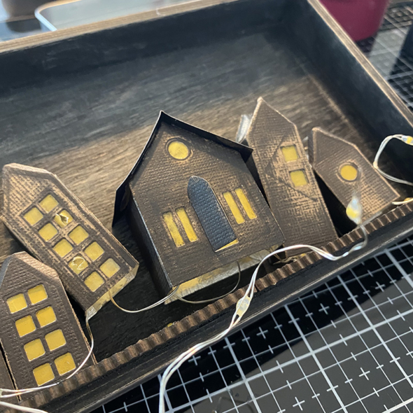 igirlzoe: tim holtz sizzix chapter 4 paper village thinlits dies