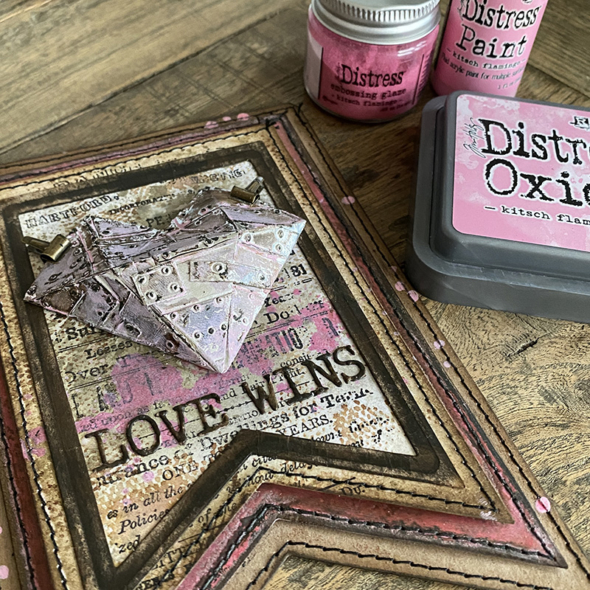 igirlzoe: tim holtz kitsch flamingo distress ranger ink