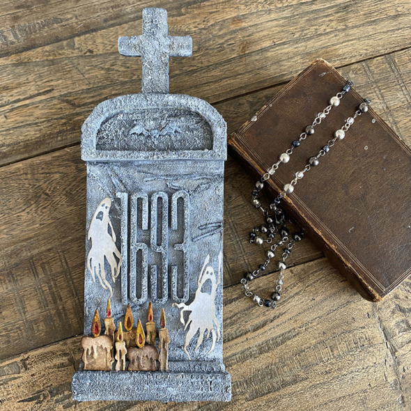 igirlzoe: tim holtz ranger ink crypt grit-paste grave texture paste halloween