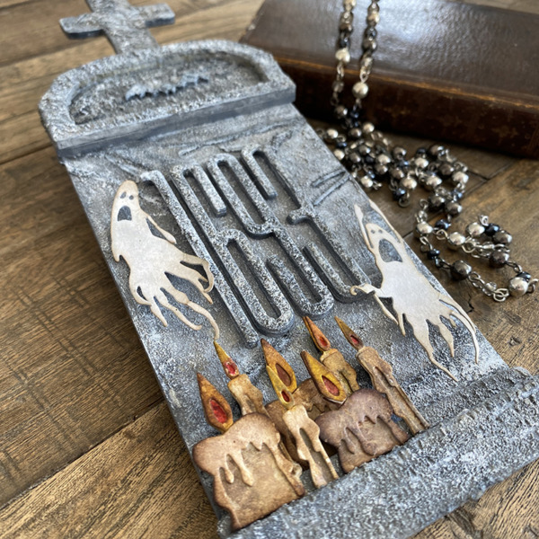 igirlzoe: tim holtz ranger ink crypt grit-paste grave texture paste halloween