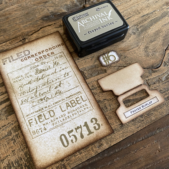 igirlzoe: tim holtz ranger ink distress archival ink distress embossing glazes