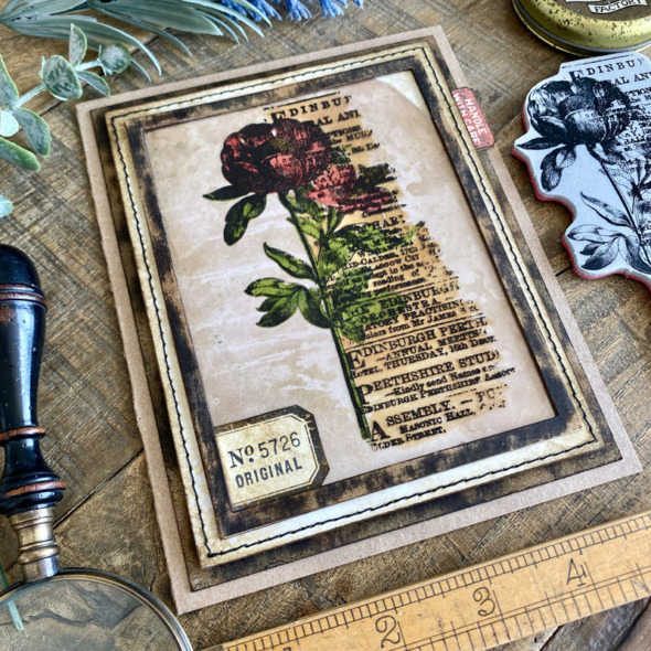 Seasonal Distress – iGirlZoe, Crafter & Tim Holtz Addict