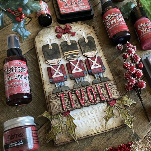 igirlzoe: tim holtz lumberjack plaid distress ranger ink