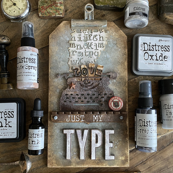 Seasonal Distress – iGirlZoe, Crafter & Tim Holtz Addict