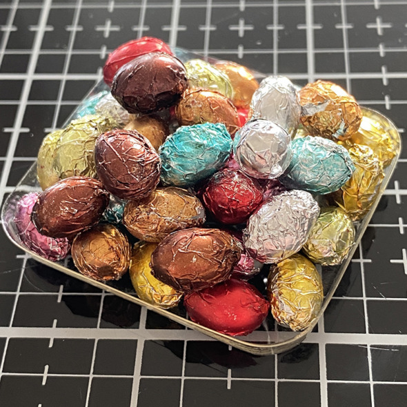 igirlzoe: tim holtz idea-ology easter salvaged rabbits tiny eggs