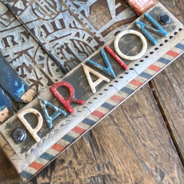 igirlzoe: tim holtz vault multi level embossing folders