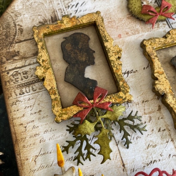 igirlzoe: tim holtz sizzix re-release christmas