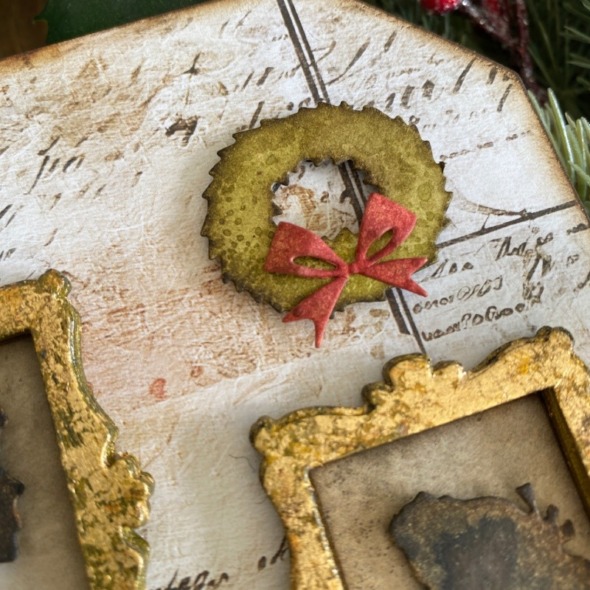 igirlzoe: tim holtz sizzix re-release christmas